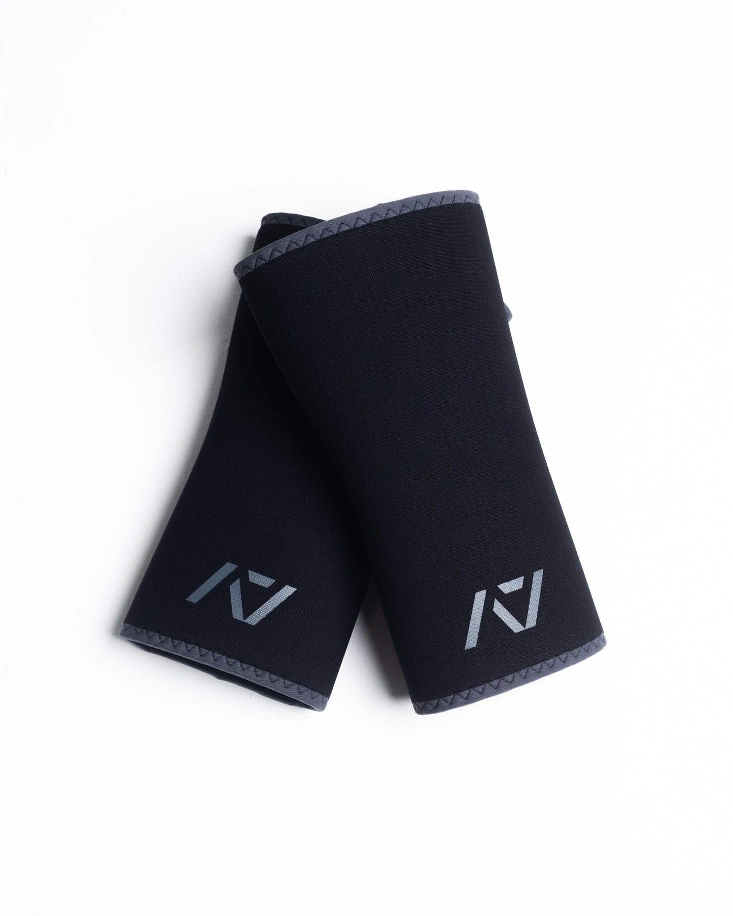 A7 IPF Approved Hourglass Knee Sleeves feature an hourglass-shaped centre taper fit to help provide knee compression while maintaining proper tightness around the calf and quad, offered in three stiffnesses (Flexi, Stiff and Rigor Mortis). Shop the full A7 Powerlifting IPF Approved Equipment collection. The IPF Approved Kit includes Powerlifting Singlet, A7 Meet Shirt, A7 Zebra Wrist Wraps and A7 Deadlift Socks. All A7 Powerlifting Equipment shipping to UK, Norway, Switzerland and Iceland.