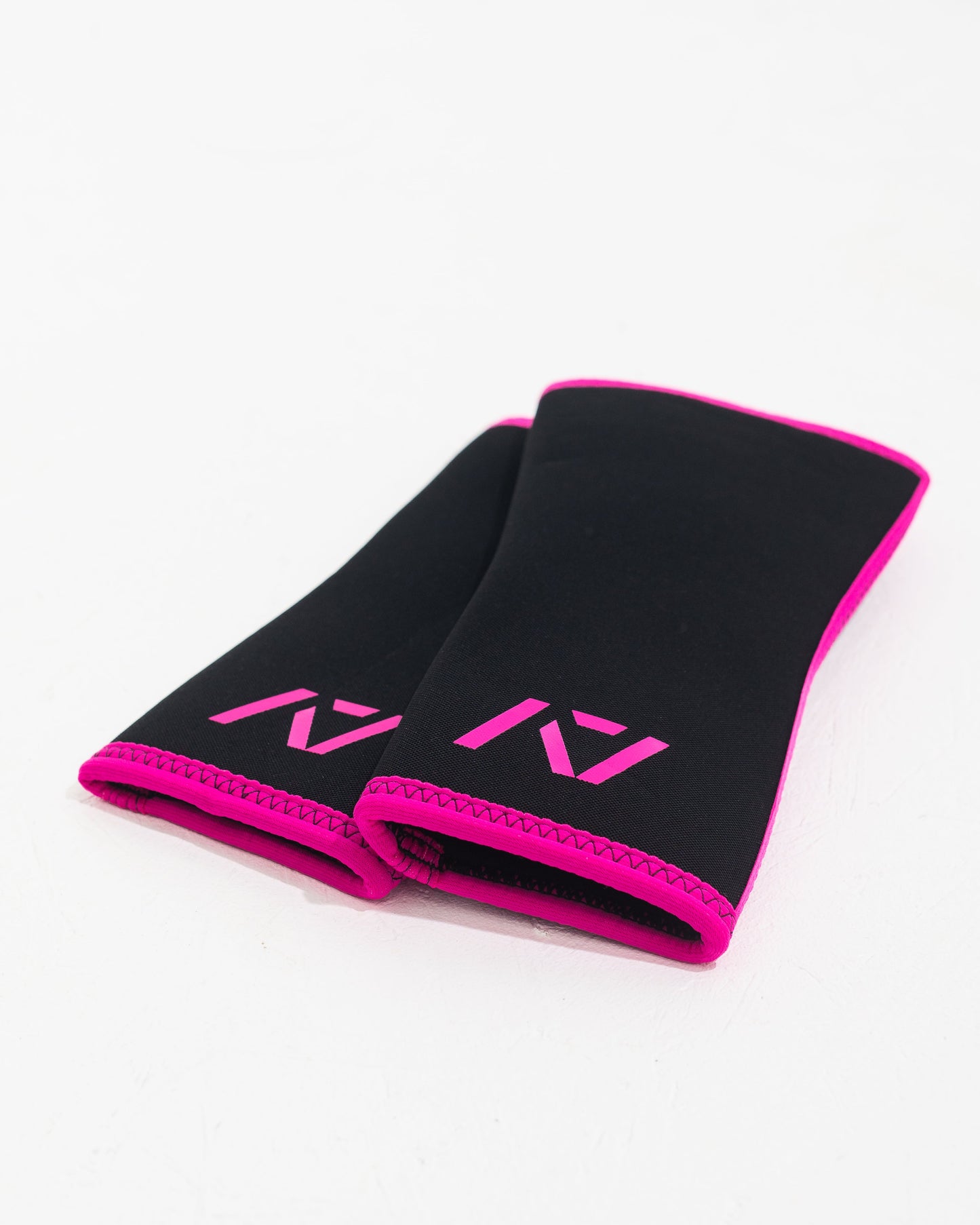 A7 IPF Approved Hourglass Knee Sleeves feature an hourglass-shaped centre taper fit to help provide knee compression while maintaining proper tightness around the calf and quad, offered in three stiffnesses (Flexi, Stiff and Rigor Mortis). Shop the full A7 Powerlifting IPF Approved Equipment collection. The IPF Approved Kit includes Powerlifting Singlet, A7 Meet Shirt, A7 Zebra Wrist Wraps and A7 Deadlift Socks. All A7 Powerlifting Equipment shipping to UK, Norway, Switzerland and Iceland.
