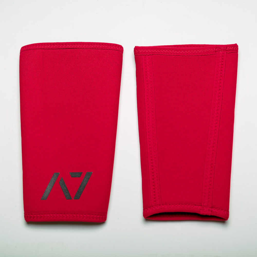 A7 IPF approved Fire Red CONE knee sleeves are structured with a downward cut panel on the back of the quad and calf to ensure ultimate compression at the knee joint. A7 CONE knee sleeves are IPF approved for use in all powerlifting competitions. A7 CONE Knee Sleeves are IPF Approved Kit. A7 cone knee sleeves are made with high quality neoprene and the knee sleeves are sold as a pair. The double seam on the knee sleeves create a greater tension on the knee joint. A7 UK shipping to UK and Europe.