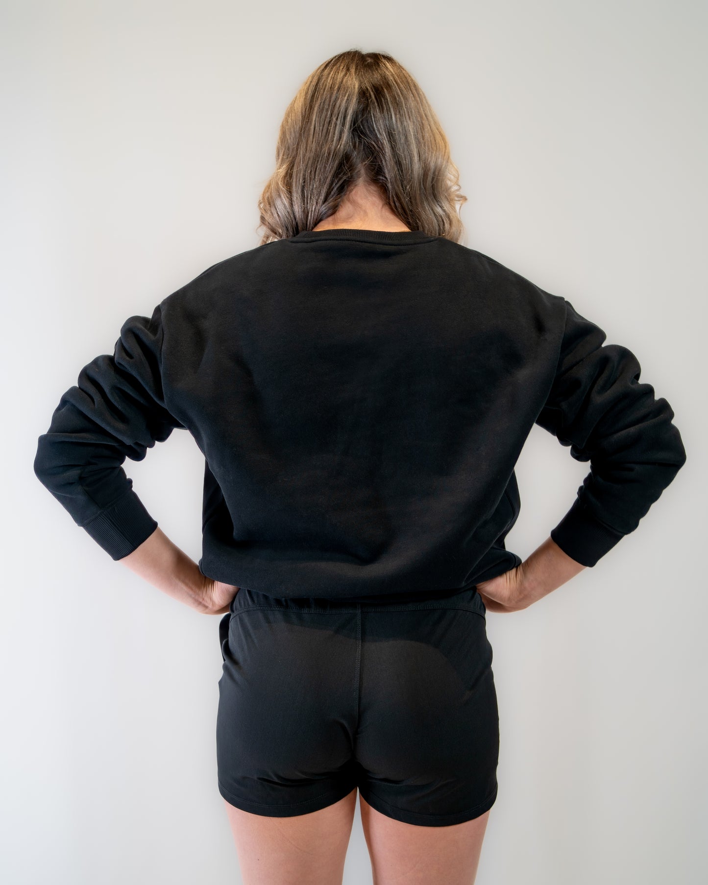 Made for the days when you need to stay warm without compromising mobility, the Unisex FLXcrw is built by athletes and designed for performance. All A7 Powerlifting Equipment shipping to UK, Norway, Switzerland and Iceland.